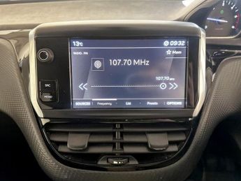 Peugeot 2008 1.5 BlueHDi Allure Euro 6 (s/s) 5dr