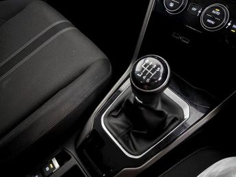 Volkswagen T-Roc 1.6 TDI SE Euro 6 (s/s) 5dr