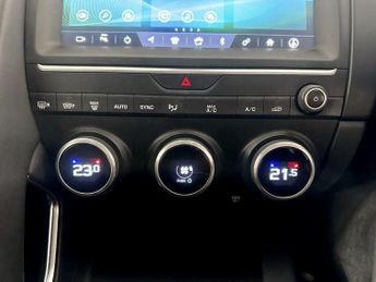 Jaguar E-PACE 2.0 D150 S Euro 6 (s/s) 5dr