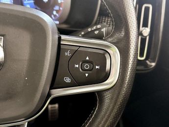 Volvo XC40 2.0 D3 R-Design Pro Euro 6 (s/s) 5dr