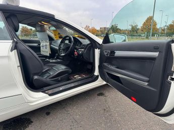 Mercedes-Benz E Class 1.8 E200 CGI BlueEfficiency SE Cabriolet 2dr Petrol Tiptronic Eu