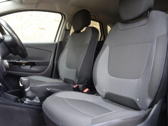 Renault Captur 1.2 TCe ENERGY Dynamique S Nav Auto Euro 6 (s/s) 5dr