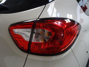 Renault Captur 1.2 TCe ENERGY Dynamique S Nav Auto Euro 6 (s/s) 5dr