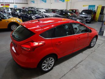 Ford Focus 1.6 Titanium Powershift Euro 6 5dr