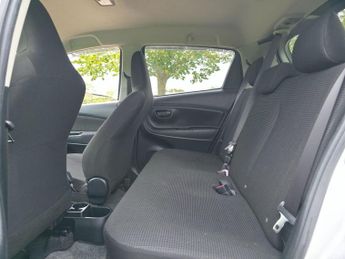 Toyota Yaris 1.5L Hybrid/Petrol