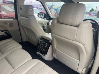 Land Rover Range Rover 3.0 TD V6 Vogue Auto 4WD Euro 5 (s/s) 5dr