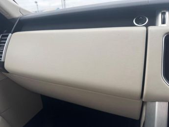 Land Rover Range Rover 3.0 TD V6 Vogue Auto 4WD Euro 5 (s/s) 5dr