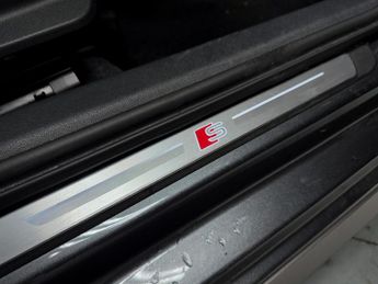 Audi A3 1.5 TFSI 35 S line Sportback 5dr Petrol S Tronic Euro 6 (s/s) (1