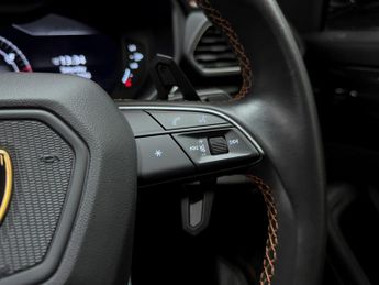 Lamborghini Urus 4.0 V8 BiTurbo SUV 5dr Petrol Auto 4WD Euro 6 (650 ps)