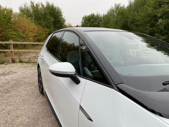 Volkswagen ID.3 Pro Performance 58kWh Family Auto 5dr