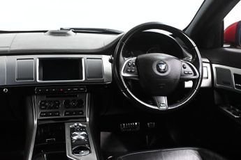 Jaguar XF 2.2d R-Sport Black Auto Euro 5 (s/s) 4dr