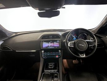 Jaguar F-PACE 2.0 P250i R-Sport Auto AWD Euro 6 (s/s) 5dr