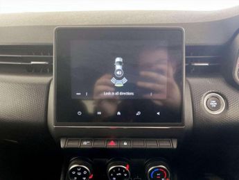 Renault Clio 1.0 SCe Iconic Euro 6 (s/s) 5dr