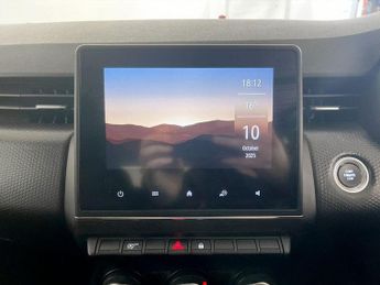 Renault Clio 1.0 SCe Iconic Euro 6 (s/s) 5dr