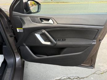 Peugeot 308 1.2 PureTech Allure Auto Euro 6 (s/s) 5dr