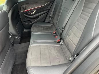Mercedes-Benz E Class 2.0 E220d AMG Line Estate 5dr Diesel G-Tronic+ Euro 6 (s/s) (194