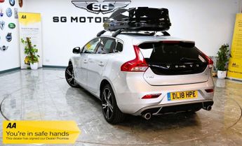VOLVO V40 1.5 T3 GPF R-Design Pro Hatchback 5dr Petrol Auto Euro 6 (s/s) (