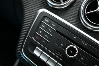 MERCEDES-BENZ A-CLASS 1.5 A180d AMG Line Hatchback 5dr Diesel 7G-DCT Euro 6 (s/s) (109