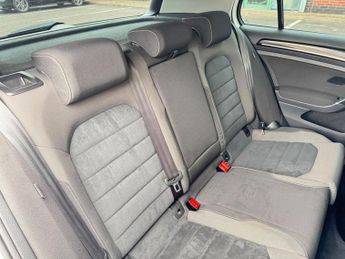 Volkswagen Golf 1.4 TSI BlueMotion Tech Match Hatchback 5dr Petrol DSG Euro 6 (s