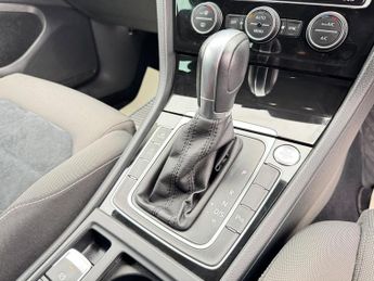 Volkswagen Golf 1.4 TSI BlueMotion Tech SE Estate 5dr Petrol DSG Euro 6 (s/s) (1