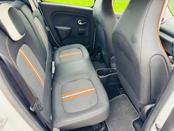 Renault Twingo 0.9 TCe Dynamique S EDC Euro 6 5dr