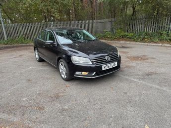 Volkswagen Passat 2.0 TDI BlueMotion Tech SE DSG Euro 5 (s/s) 4dr