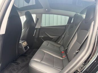 Tesla Model 3 (Dual Motor) Performance Auto 4WDE 4dr