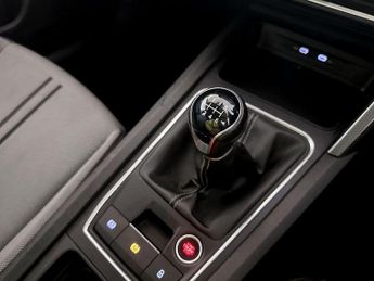 SEAT Leon 1.5 TSI EVO SE Dynamic Euro 6 (s/s) 5dr