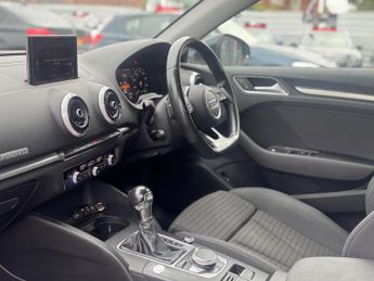 Audi A3 1.4 TFSI e-tron Sportback e-S Tronic Euro 6 5dr 8.8kWh