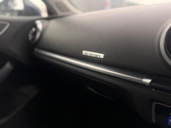 Audi A3 1.4 TFSI e-tron Sportback e-S Tronic Euro 6 5dr 8.8kWh