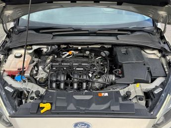 Ford Focus 1.6 Titanium Powershift Euro 6 5dr