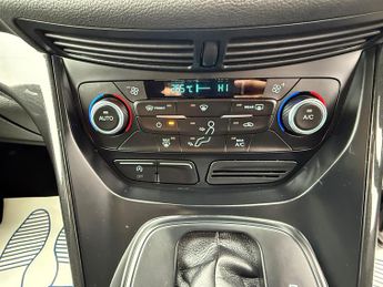 Ford Kuga 1.5T EcoBoost Titanium Auto AWD Euro 6 (s/s) 5dr