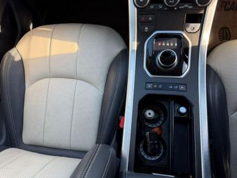 Land Rover Range Rover Evoque 2.0 TD4 SE Tech Auto 4WD Euro 6 (s/s) 5dr