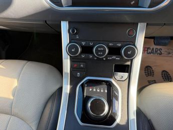 Land Rover Range Rover Evoque 2.0 TD4 SE Tech Auto 4WD Euro 6 (s/s) 5dr