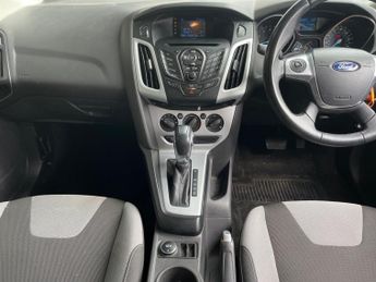 Ford Focus 1.6 Zetec Powershift Euro 5 5dr