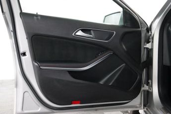 Mercedes-Benz A Class 2.1 A200d AMG Line 7G-DCT Euro 6 (s/s) 5dr