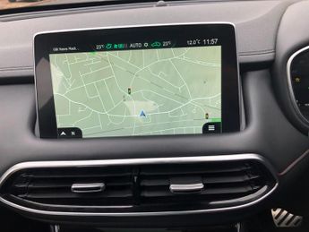 MG MG HS 1.5 T-GDI 16.6kWh Exclusive Auto Euro 6 (s/s) 5dr