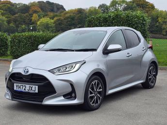 Toyota Yaris 1.5 VVT-h Design E-CVT Euro 6 (s/s) 5dr