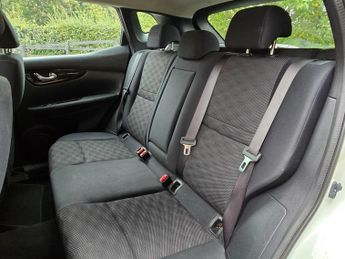 Nissan Qashqai 1.6 dCi Acenta XTRON 2WD Euro 5 (s/s) 5dr