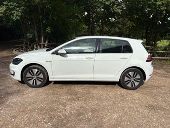 Volkswagen e-Golf 35.8kWh e-Golf Auto 5dr