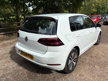 Volkswagen e-Golf 35.8kWh e-Golf Auto 5dr