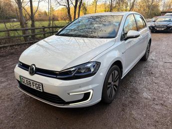 Volkswagen e-Golf 35.8kWh e-Golf Auto 5dr