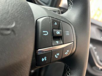 Ford Puma 1.0T EcoBoost MHEV Titanium DCT Euro 6 (s/s) 5dr