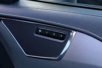 Volvo XC90 2.0 B5 MHEV R-Design Pro SUV 5dr Diesel Hybrid Auto 4WD Euro 6 (