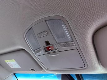 Hyundai IONIQ 1.6 h-GDi 1st Edition DCT Euro 6 (s/s) 5dr