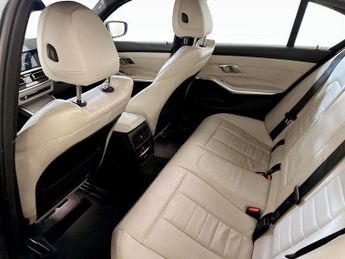 BMW 3 Series 2.0 320i M Sport Auto xDrive Euro 6 (s/s) 4dr