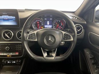 Mercedes-Benz A Class 1.6 A180 AMG Line (Premium) 7G-DCT Euro 6 (s/s) 5dr