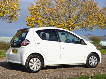 Toyota AYGO 1.0 VVT-i Move MultiMode Euro 5 5dr