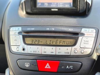 Toyota AYGO 1.0 VVT-i Move MultiMode Euro 5 5dr