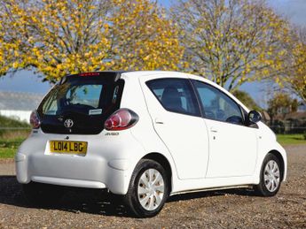 Toyota AYGO 1.0 VVT-i Move MultiMode Euro 5 5dr
